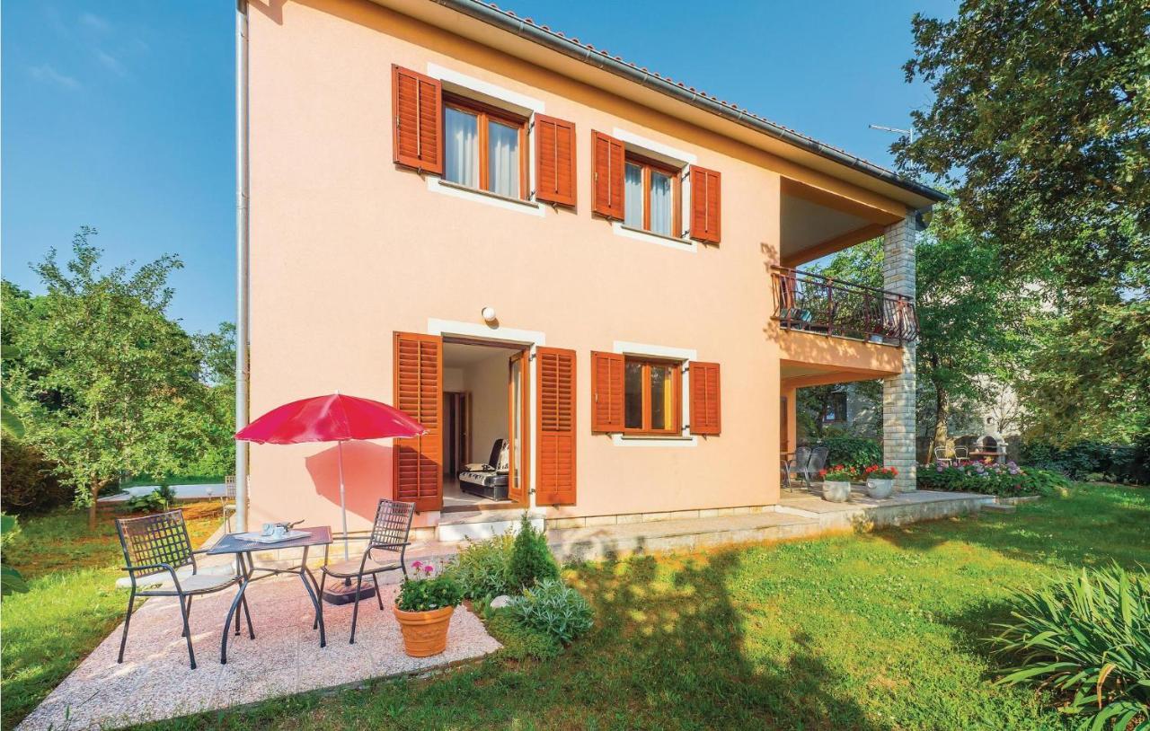 Gorgeous Apartment In Labin With Wifi ภายนอก รูปภาพ