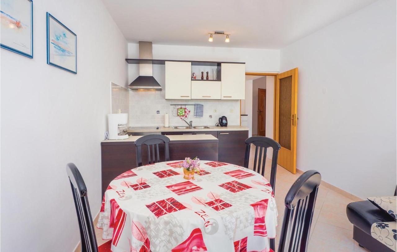 Gorgeous Apartment In Labin With Wifi ภายนอก รูปภาพ